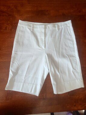 J. Jill ~ Sz 4 ~ Stretch Bermuda Shorts ~ Excellent Condition